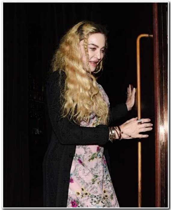 «Нет пороха в пороховницах»: Мадонна шокировала поклонников неопрятным образом и полнотой