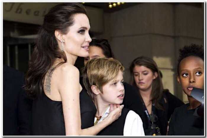 Теперь уже официально: 12-летняя дочь Анджелины Джоли сменит пол