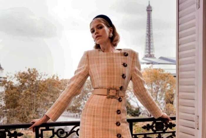 Самые яркие образы Лены Перминовой на Неделе моды в Париже