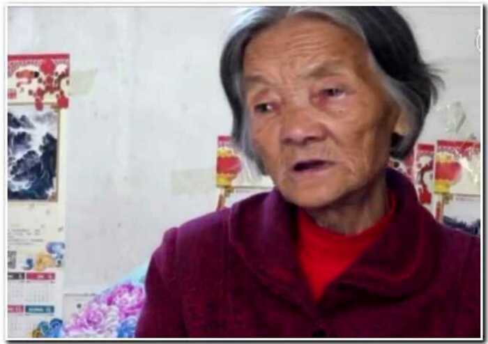 В Китае мать в одиночку вернула сына к жизни после 12 лет комы
