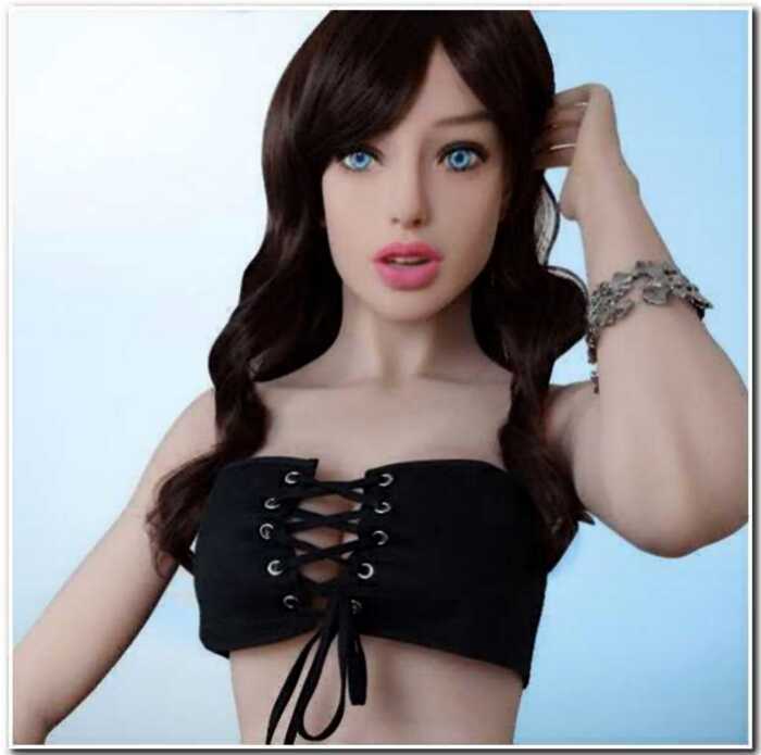 Что умеют и как выглядят самые реалистичные куклы и роботы для секса