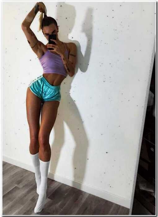 Девушка из Швеции покоряет Инстаграм благодаря своим аномальным ногам
