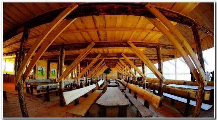 Нидерландский плотник построил Ноев ковчег в натуральную величину