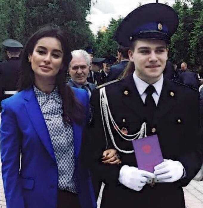 Тина Канделаки подарила 16-летнему сыну шикарных пентхаус в Москве за 100 млн