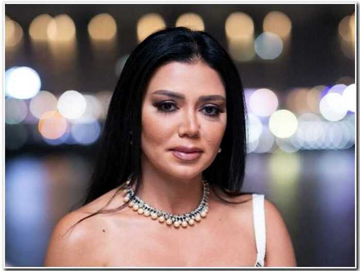 Египетскую актрису арестовали из-за прозрачного платья. Ей грозит 5 лет
