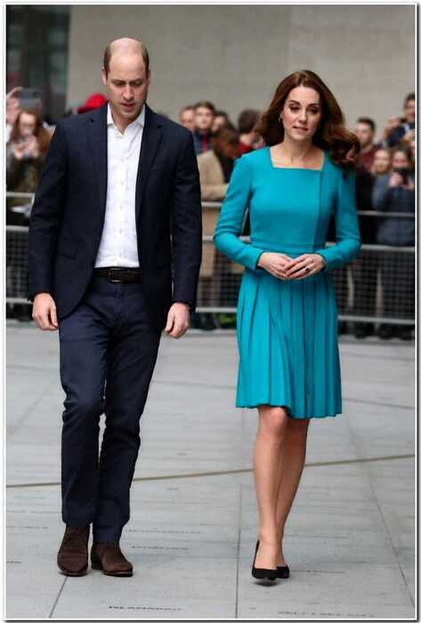 Принц Уильям и Кейт Миддлтон пропустят Рождество с королевой из-за Меган Маркл