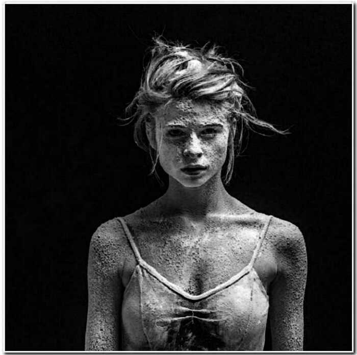 «Мгновение»: фотограф, влюбленный в человеческое тело, создал безумно красивые кадры