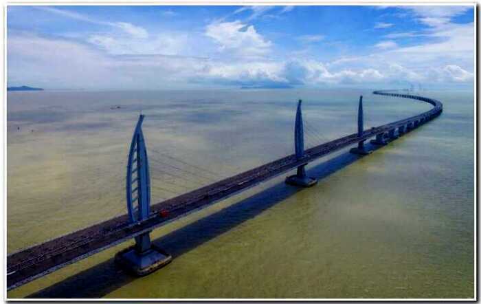 “Масштабней чем Великая Стена”: в Китае построили самый длинный мост в мире