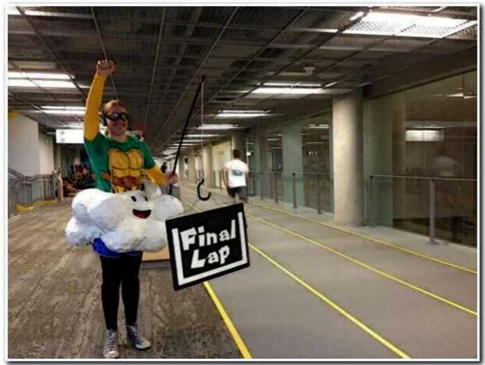 Пользователи сети делятся фотографиями самых забавных ситуаций, которые им довелось увидеть в спортзале