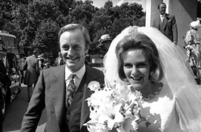 “Умолял на коленях”: Герцогиня Камилла дважды отказывала Принцу Чарльзу, прежде чем выйти за него