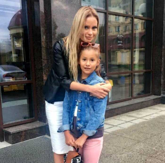 11-летняя дочь Даны Борисовой избила мать и вновь сбежала из дома