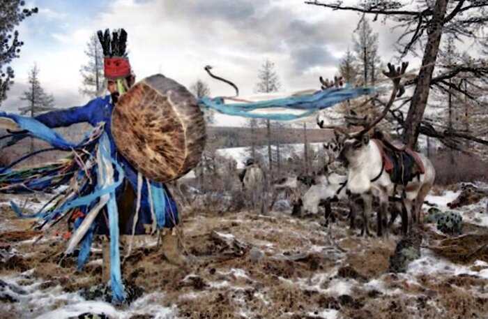 21феб: “Верим в духов и шаманов”: как живёт вымирающее племя оленеводов из Монголии