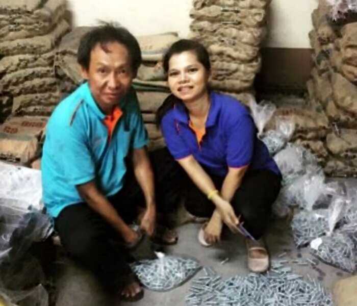 В Таиланде бездомный вернул кошелек с деньгами его владельцу и это изменило его жизнь
