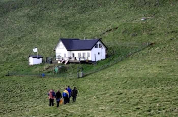 История самого одинокого дома в Исландии. Да и пожалуй во всем мире