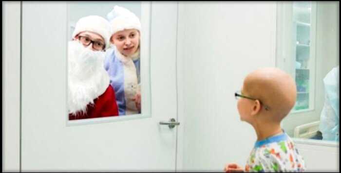 «Корпоративный Дед Мороз»: история о том, как я в детской больнице Дедом Морозом был