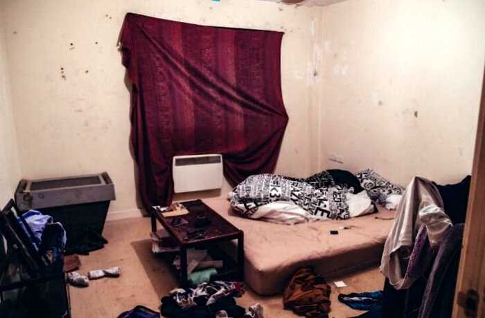 «Хуже холостяцкой берлоги»: 5 ужасных квартир, в которых живут англичанки