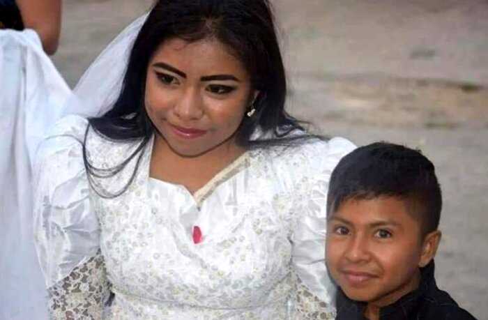 “Свадьба мальчика и женщины” возмутила Мексиканцев. Но все оказалось не так просто