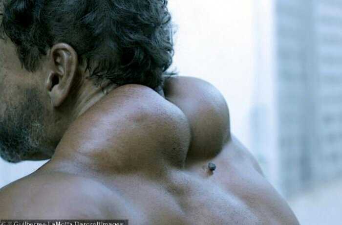 «На все ради красоты»: бразилец рискует жизнью, вводя в свои мышцы синтол