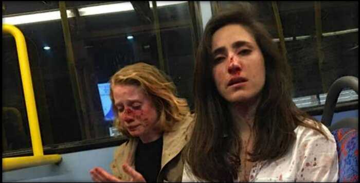 В Лондоне на двух девушек напали в автобусе. Причина действий бандитов не укладывается в голове