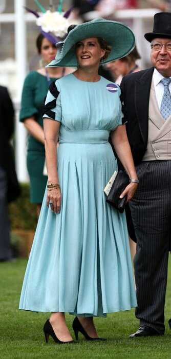 Эмилия Викстед — любимый дизайнер британской королевской семьи