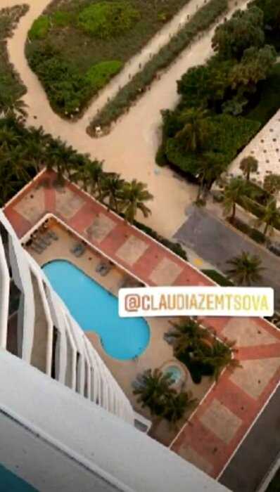 «Океан, пляж, рай»: Кристина Орбакайте показала вид с балкона личной квартиры в Майами