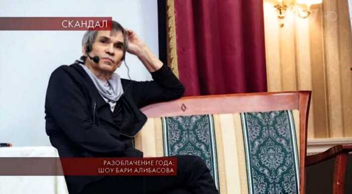 «За все ответишь»: на Бари Алибасова подают в суд за наглый обман