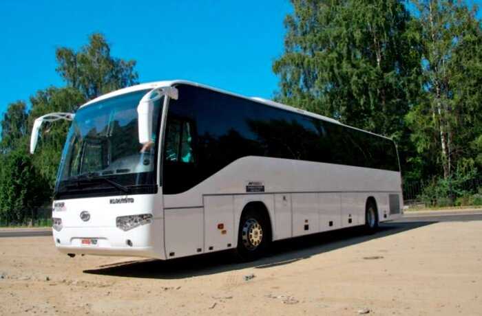 «Юля, исцели»: туроператоры запустили паломнические автобусные туры на могилу Началовой