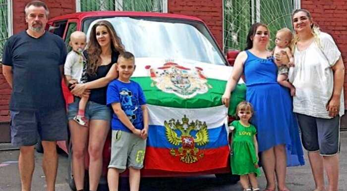 Семья из Германии бежала в Россию из-за принудительного «секcуального образования» детей