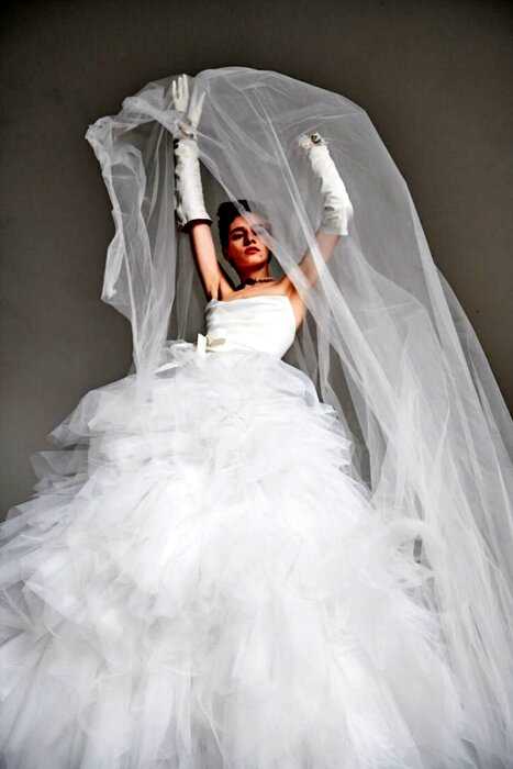 Свадебная коллекция: потрясающие образы для невест от Вивьен Вествуд