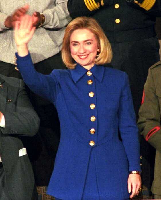 Взгляд в прошлое: стиль Хилари Клинтон
