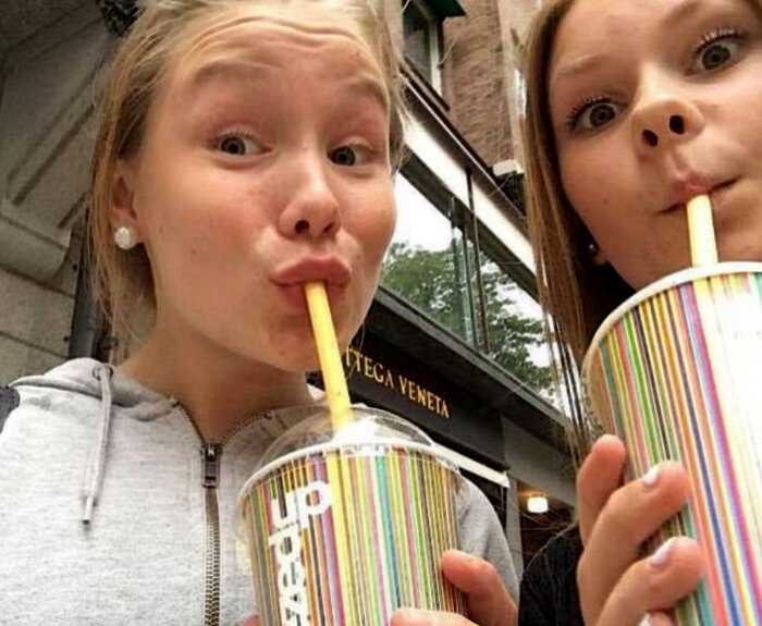Две подружки из Швеции сдружились настолько, что решили стать близняшками. А дальше жесть