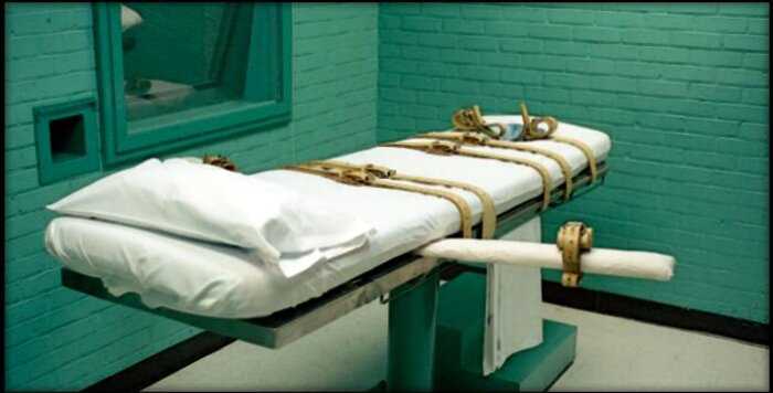 «Пора разгребать»: Америка вернула смертную казнь на федеральном уровне