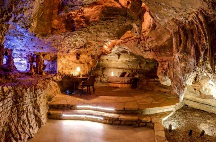 Эта пещера в мире продается за $2 000 000. Что же у нее внутри?