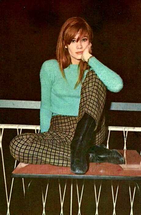 Франсуаза Арди: певица, муза дизайнеров и икона стиля 70-х