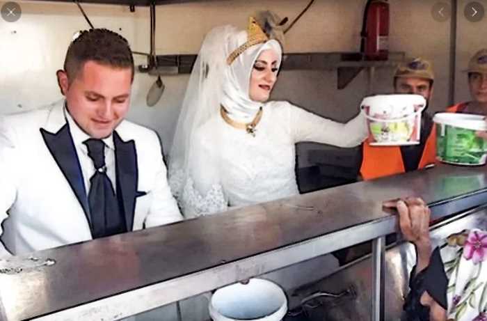 В Турции вместо шикарного свадебного торжества, молодожены совершили немыслимое