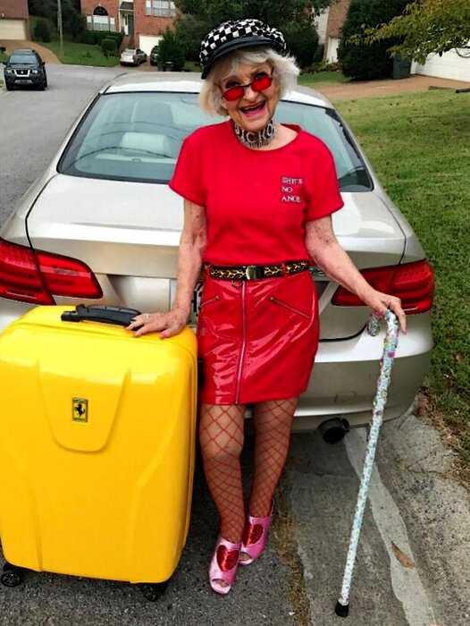 90-летняя американка покорила инстаграм своими соблазнительными образами