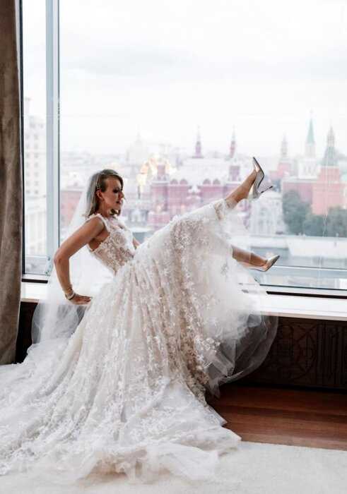 Свадьба Ксении Собчак: 4 платья невесты