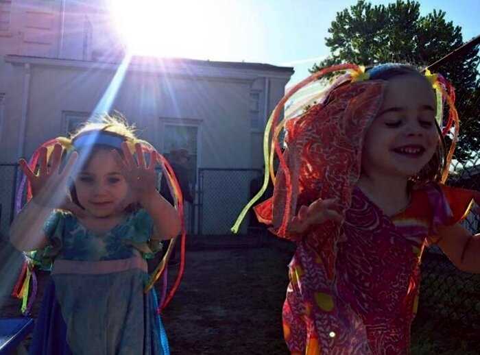 15 счастливых детей, которым родители разрешили одеться самостоятельно