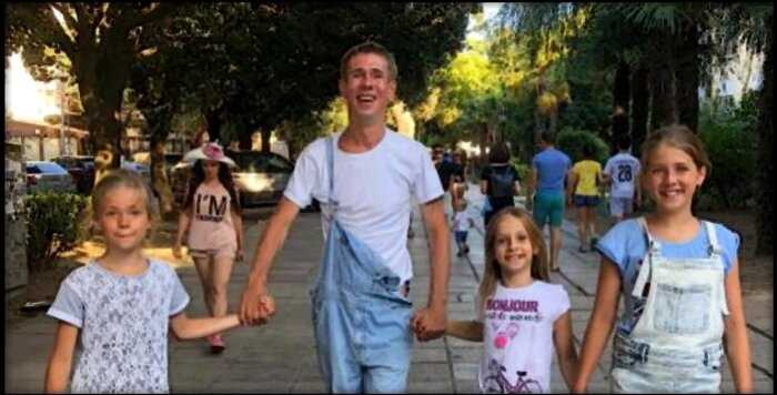 «Три дочери Алексея Панина»: лишь одна с отцом, а что с другими?