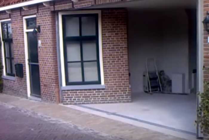 Житель Голландии замаскировал гараж, чтобы избежать штрафов от государства