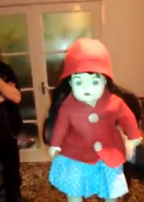 Исследователи паранормальных явлений нашли куклу, которой уже больше 100 лет. Что с ней не так?