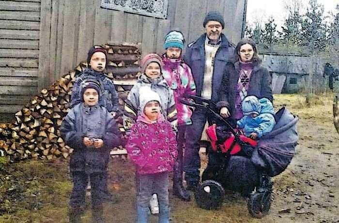 Волгоградская многодетная семья прячется от органов опеки, спасая своих детей