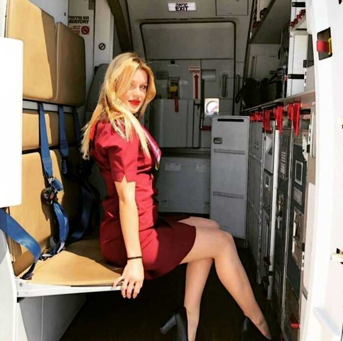 20+ фото длинноногих стюардесс, с которыми можно улететь хоть куда