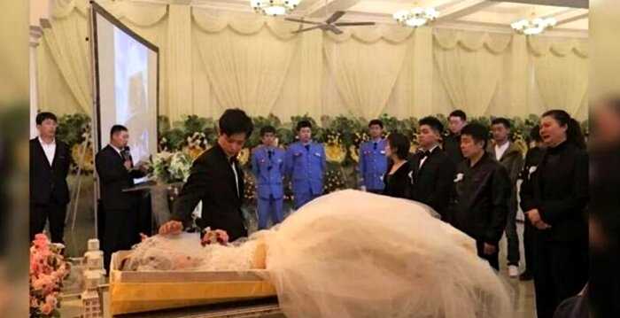 «Свадьба на похоронах»: парень исполнил последнюю мечту своей возлюбленной