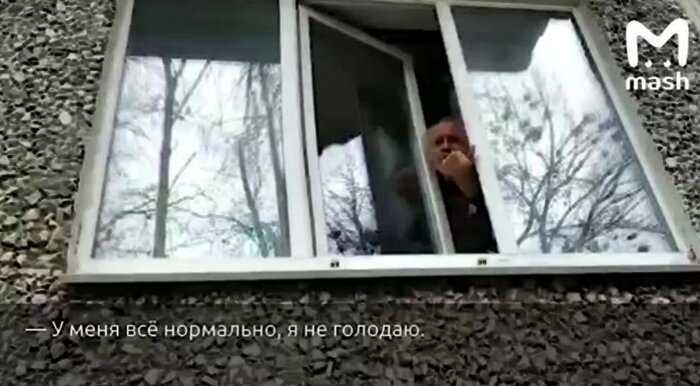 В Екатеринбурге соседи замуровали пенсионера в квартире из-за его собак