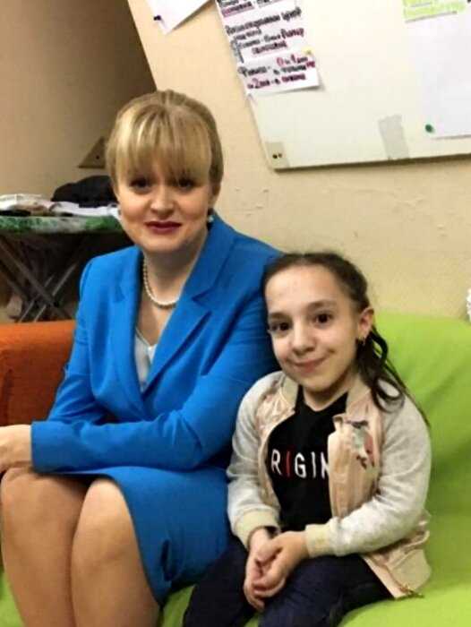 «Самая маленькая девочка России»: как сложилась судьба Полины Скорик