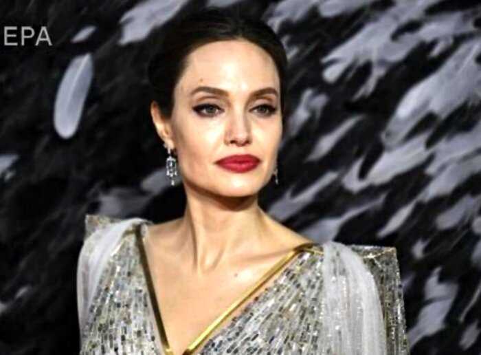 Близкие актера: «Брэд Питт возмущен поведением Анджелины Джоли»