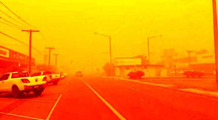 «Оранжевый апокалипсис»: австралийский город накрыла невиданная песчанная буря