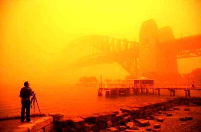 «Оранжевый апокалипсис»: австралийский город накрыла невиданная песчанная буря