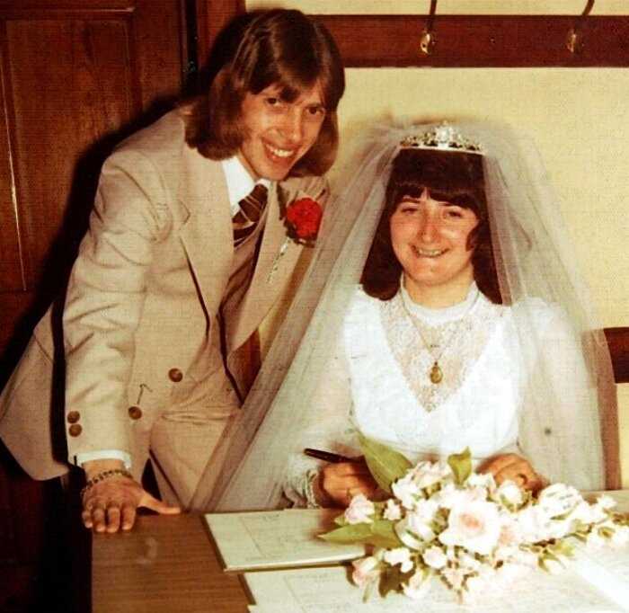 Любвеобильный британец женился в 9-ый раз. Его жена на 40 лет моложе него